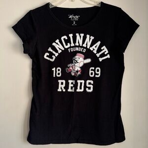 Women’s Cincinnati Reds Black Tee